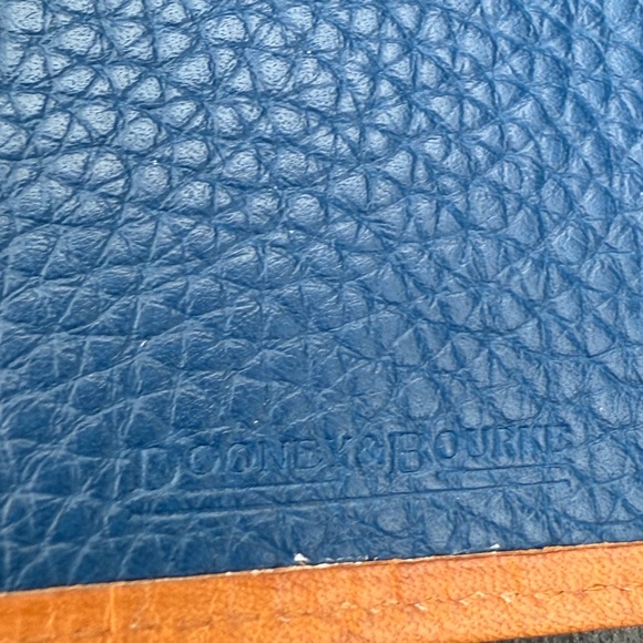 Vintage Dooney & Bourke Tri-Fold Leather Wallet - Picture 10 of 15